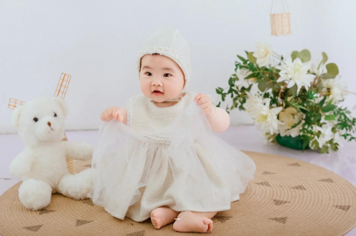 固原宝宝在妈妈肚子里